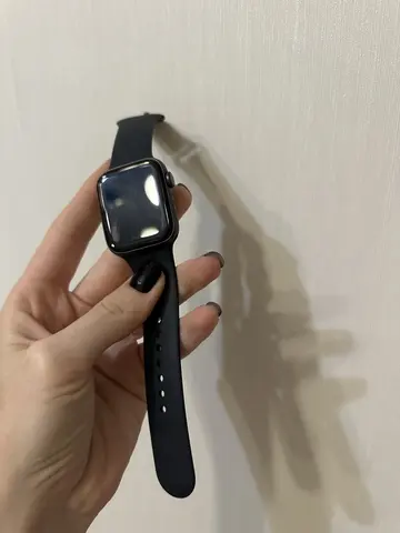 Apple Watch SE 44 мм Space Gray