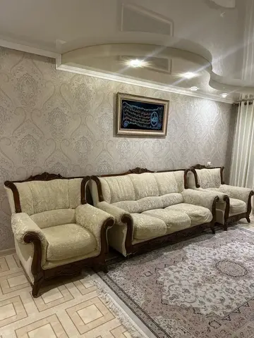 3-комнатная квартира, 73 м², первый этаж