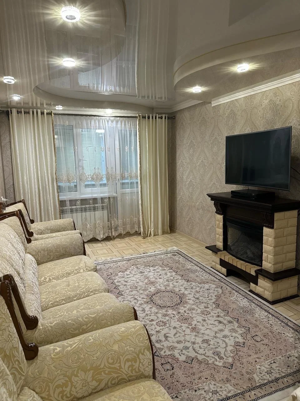 3-комнатная квартира, 73 м², первый этаж - миниатюра 2