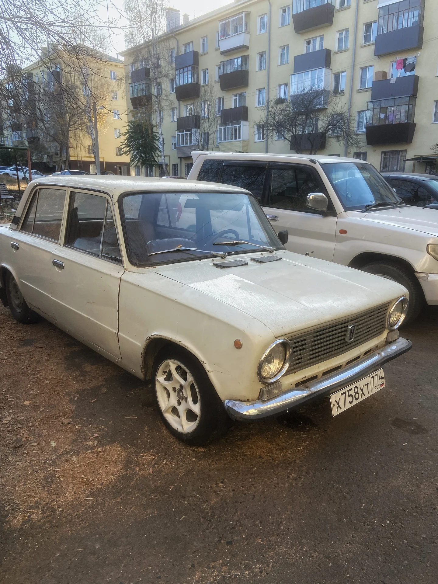 автомобиль - миниатюра 2