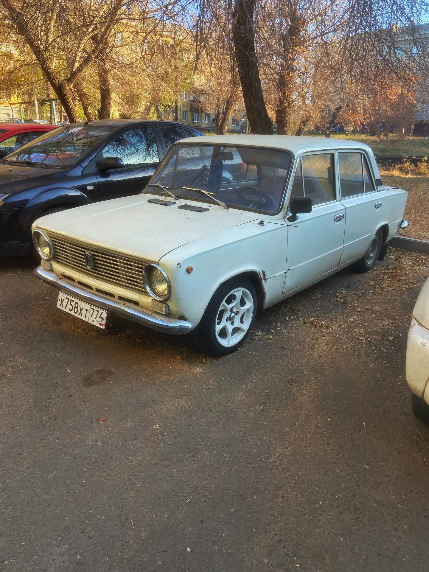 автомобиль - миниатюра 3