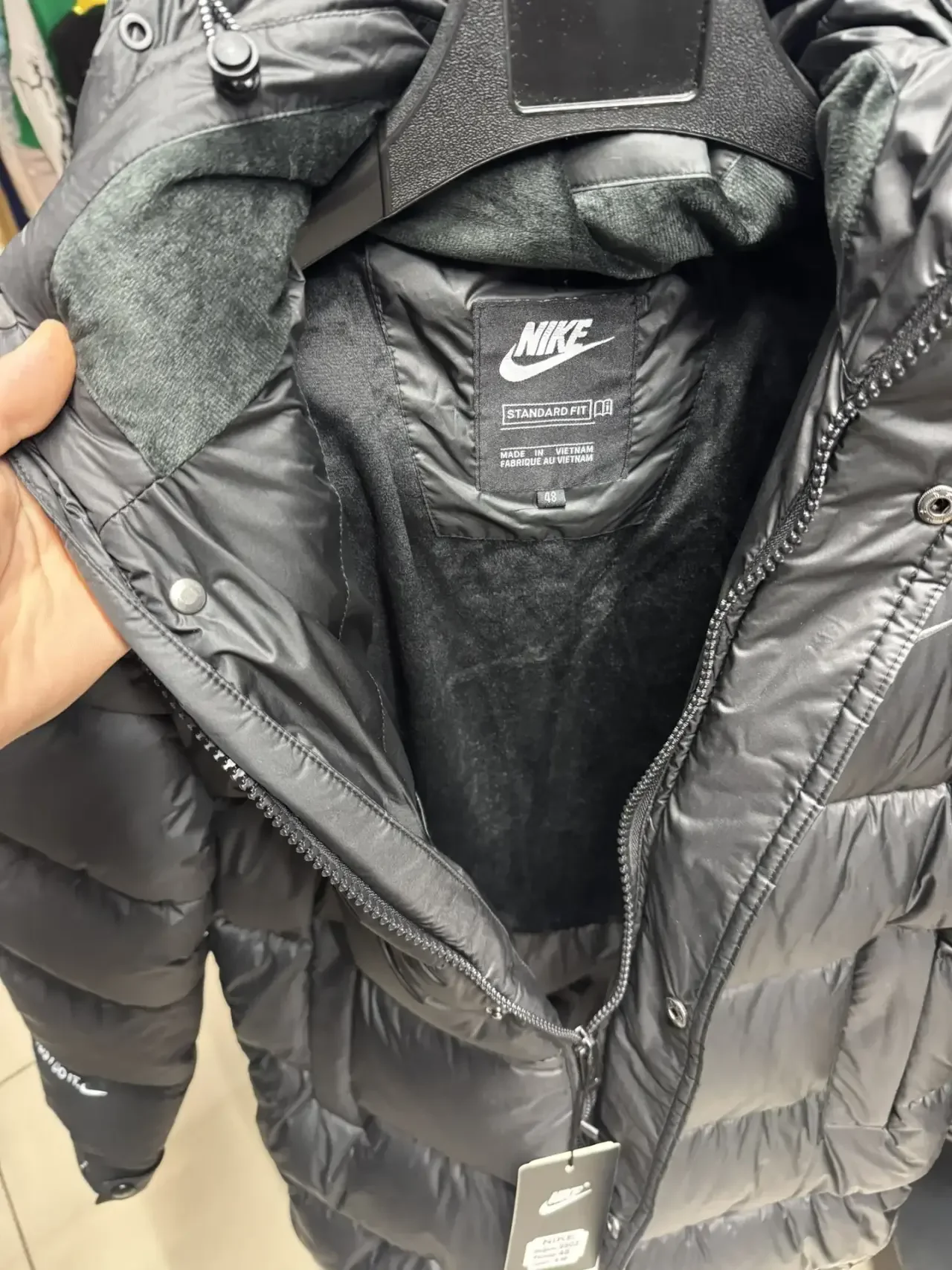 Пуховик мужской Nike черный - миниатюра 2