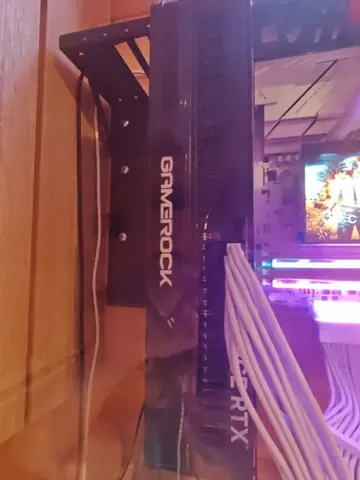 Видеокарта RTX 5090 palit gamerock