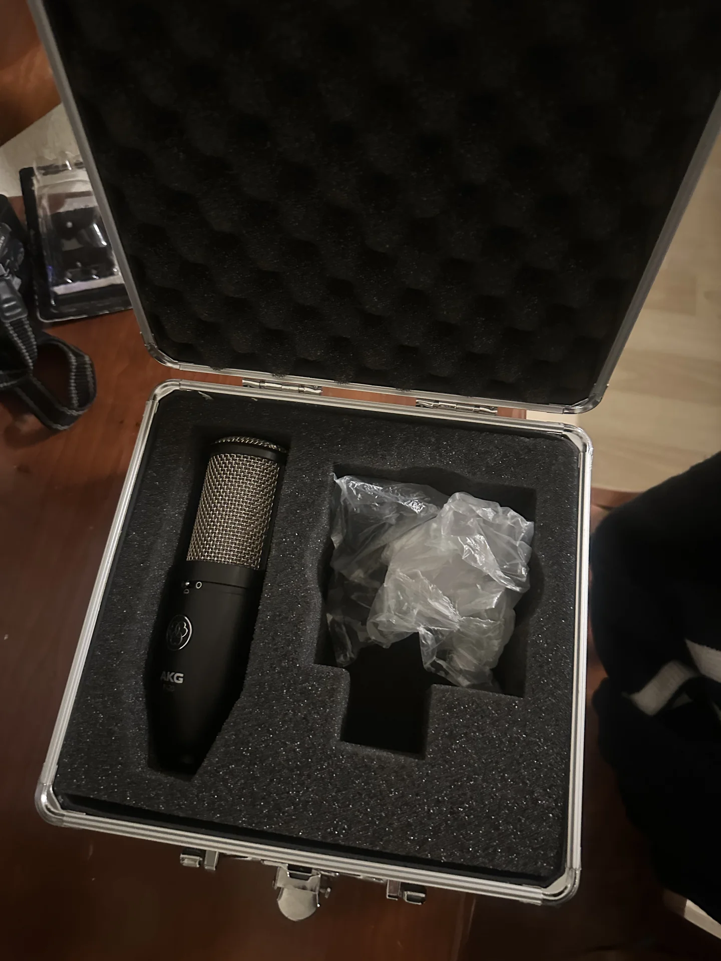 Микрофон Akg P420 - миниатюра 2