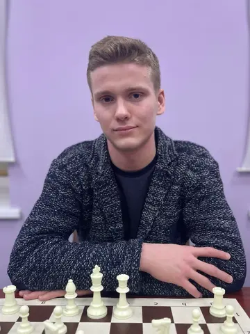 Тренер/педагог/преподаватель по шахматам. Репетитор по английскому языку.