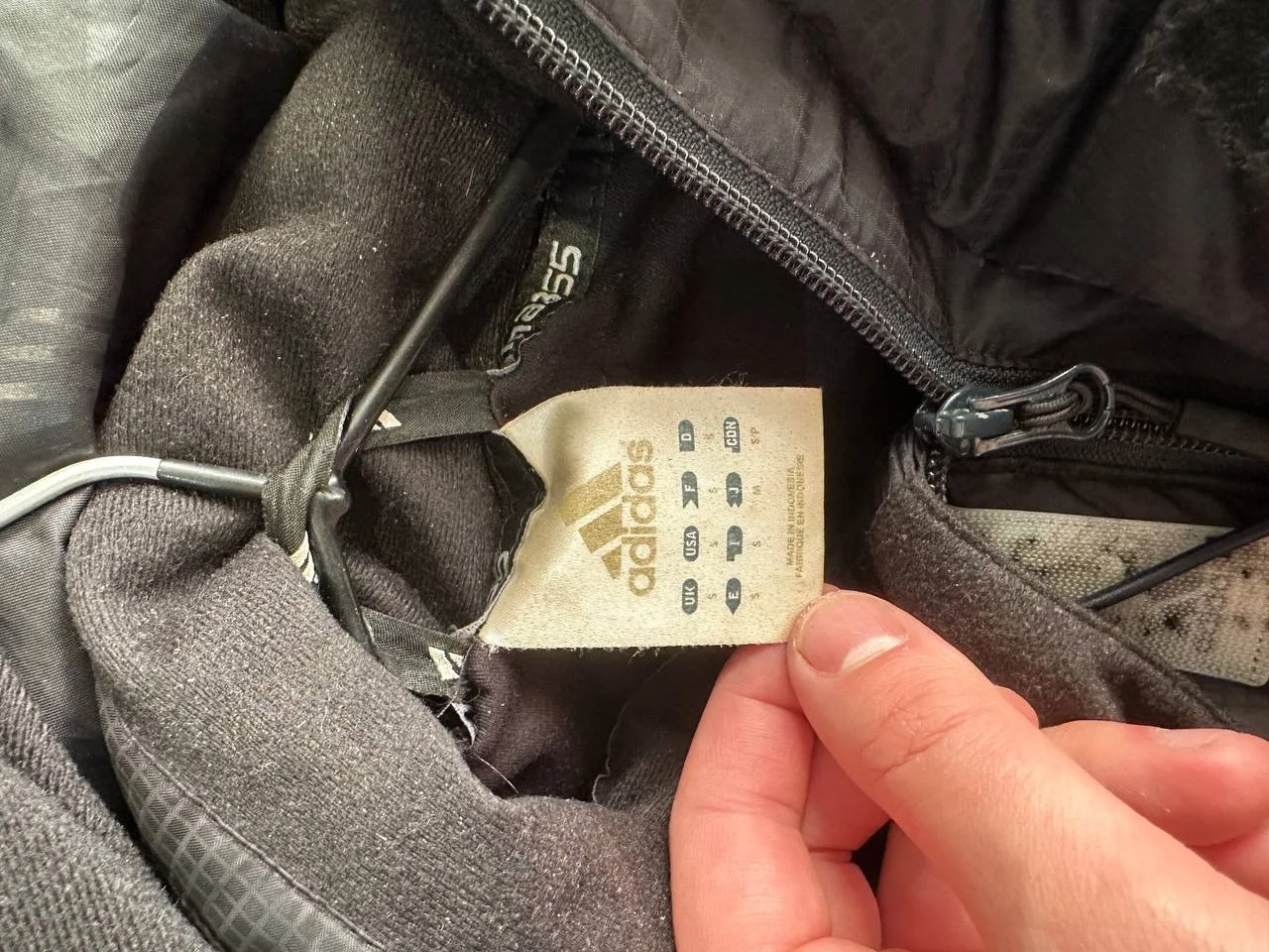 пуховик adidas s size - миниатюра 4