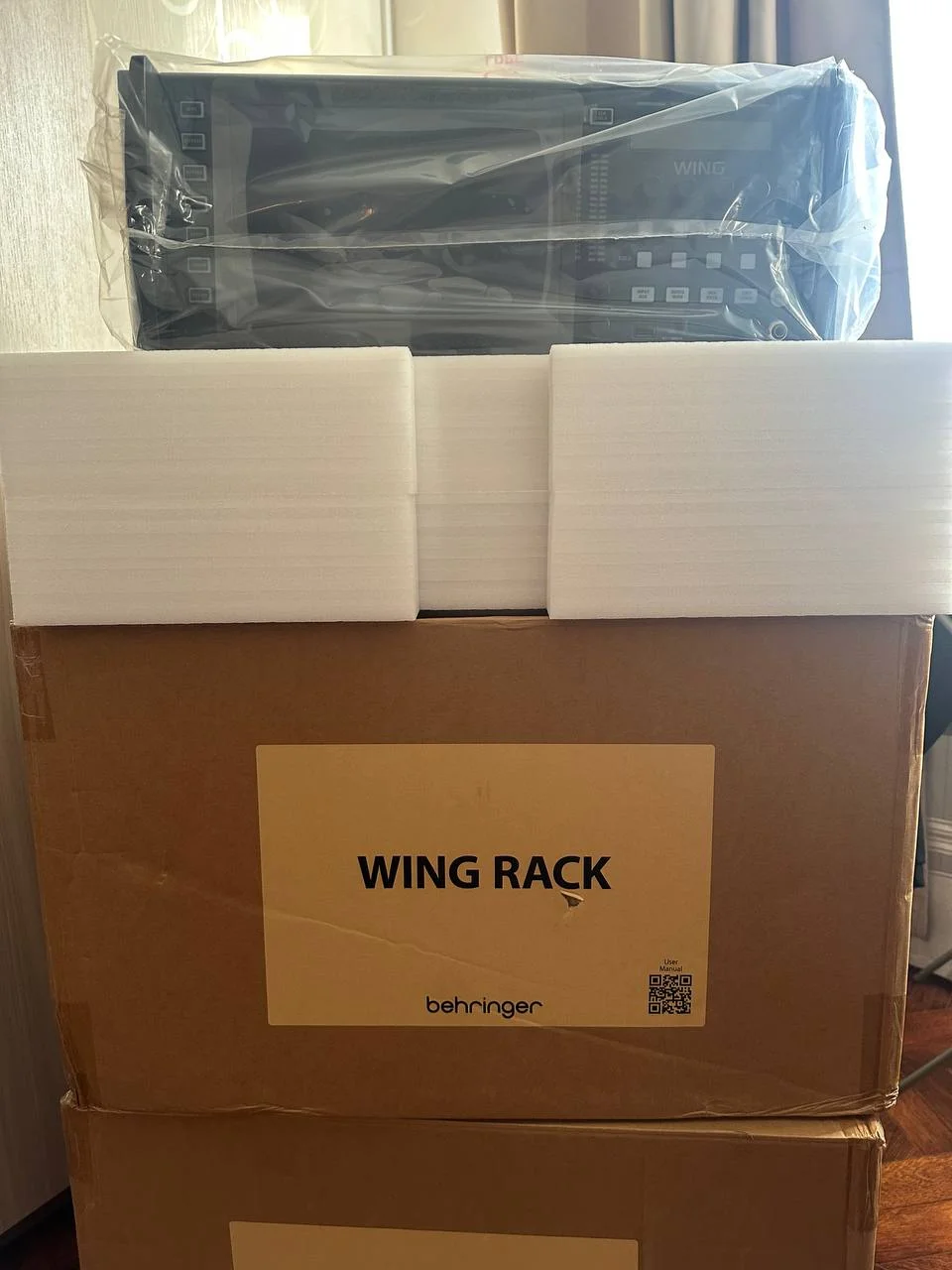 Behringer wing rack - изображение 1