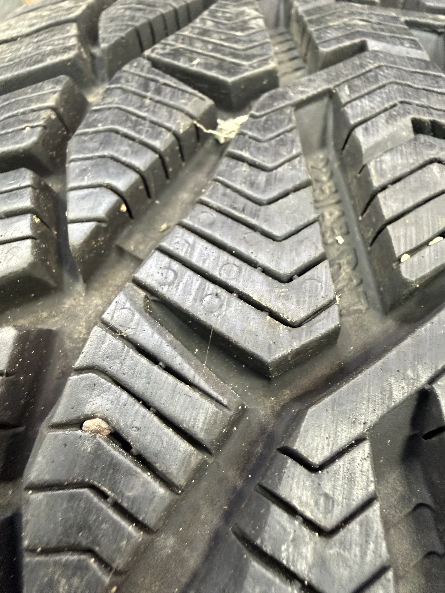 225/45R17 kormoran - миниатюра 7