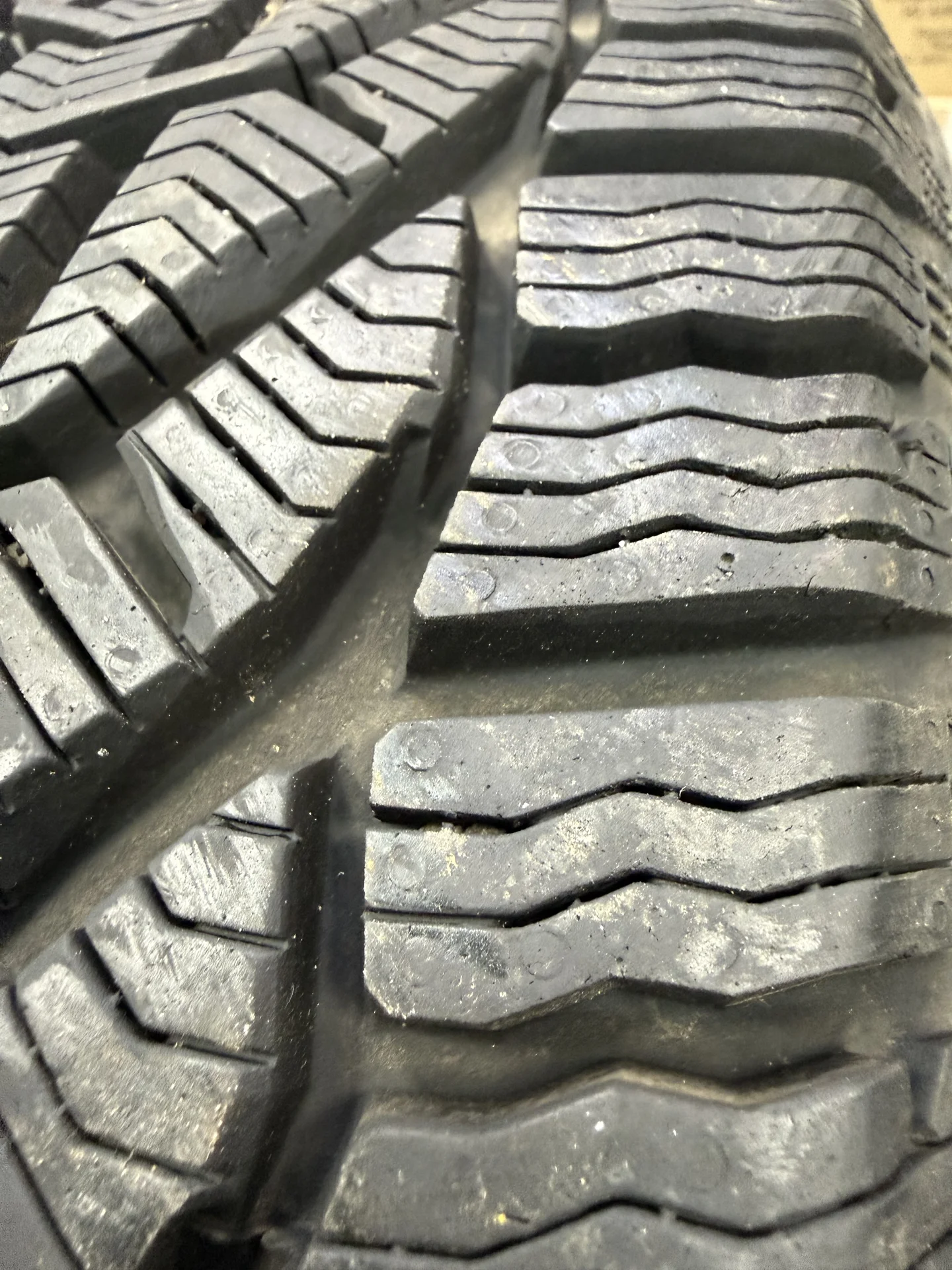 225/45R17 kormoran - миниатюра 11