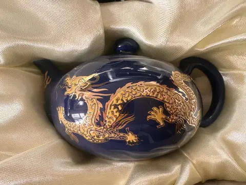 Виниажный китайский сервиз