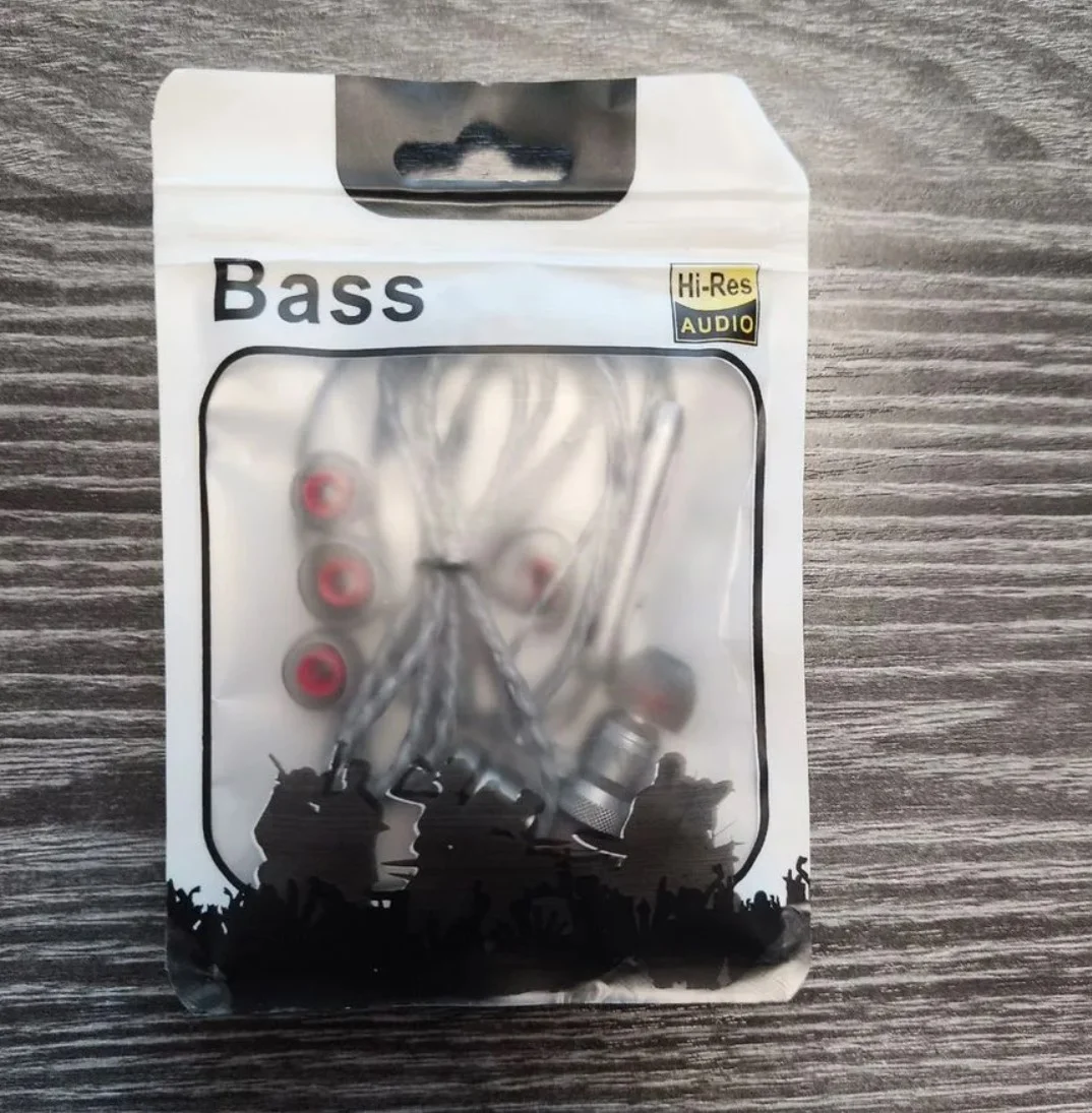Наушники In-ear headphones - изображение 1