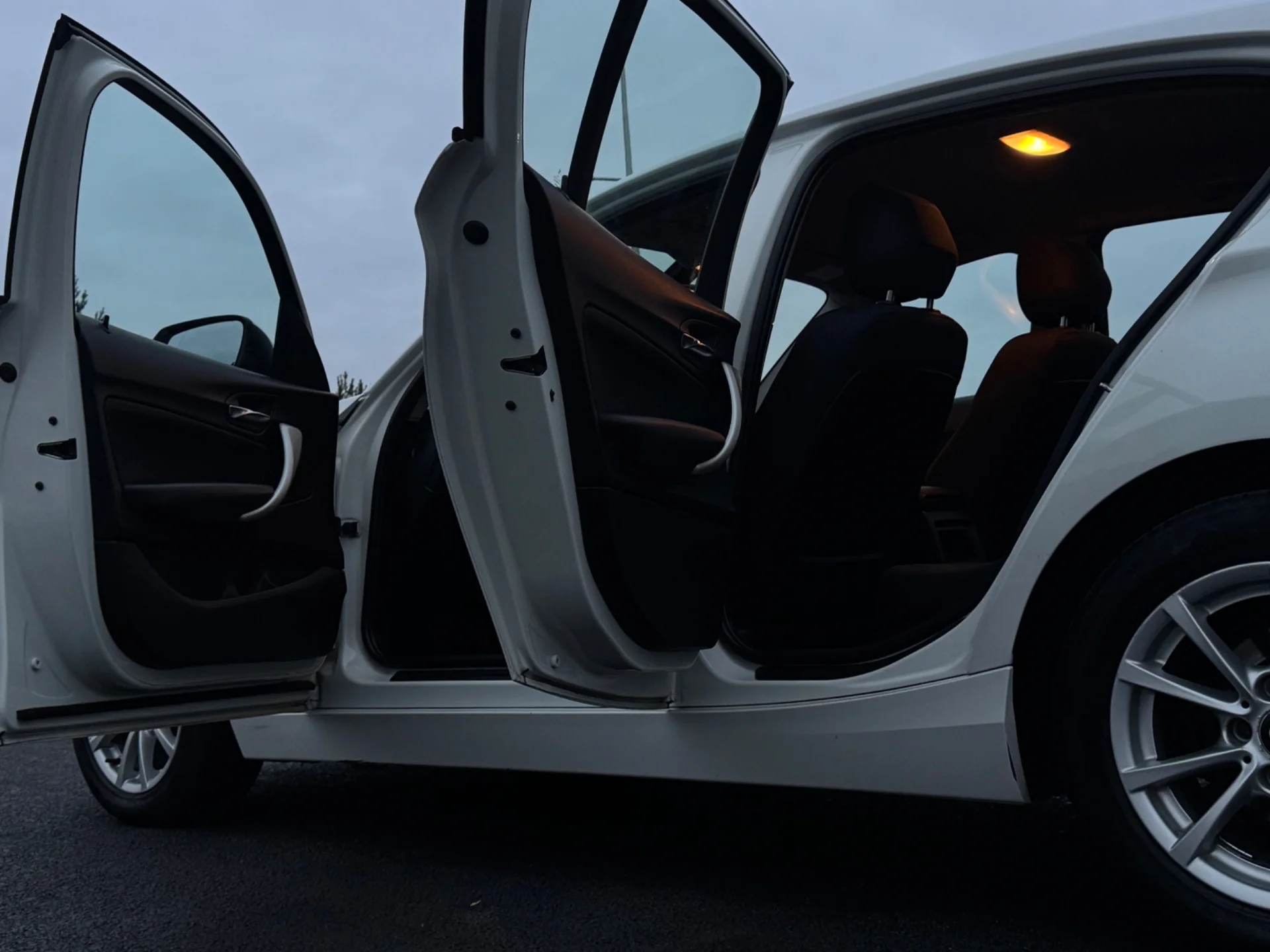 BMW 1 f20 1.6 AT - миниатюра 8