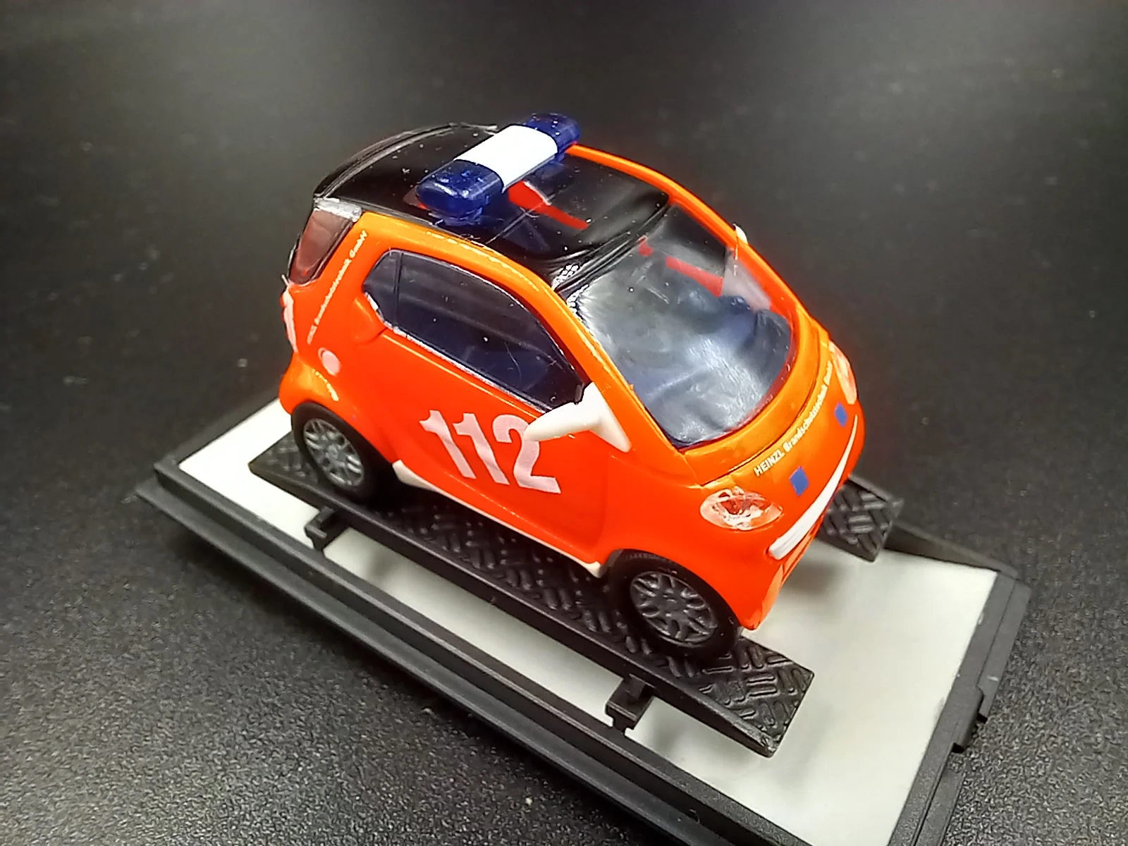 Smart Fortwo 112 1/87 Busch - миниатюра 2