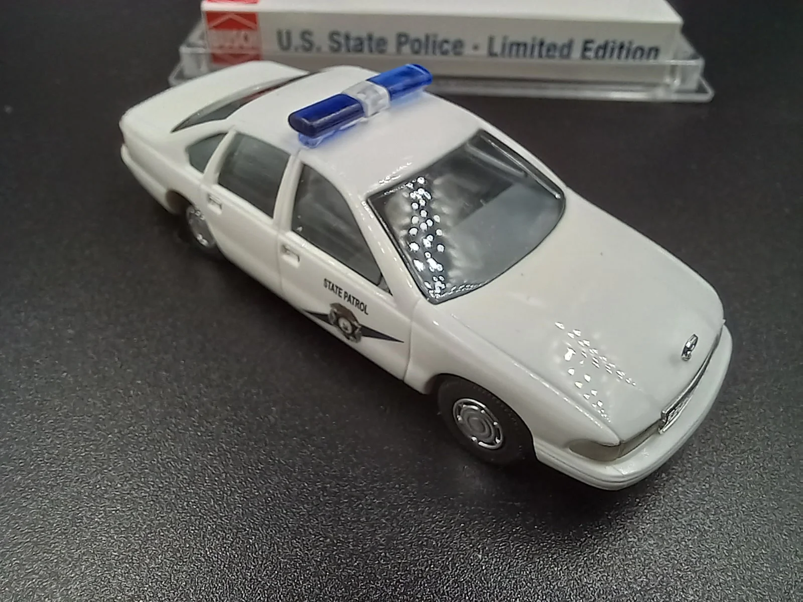 Chevrolet Caprice Wahington State Patrol 1/87 Busch - миниатюра 3