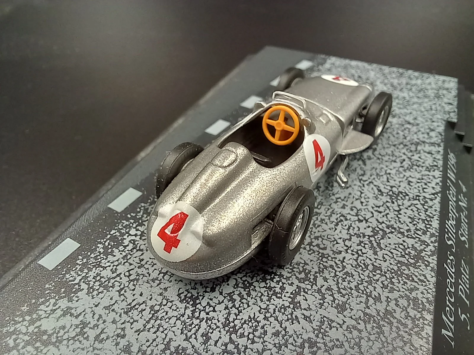 Mercedes Benz W196 N4 1/87 Busch - миниатюра 3