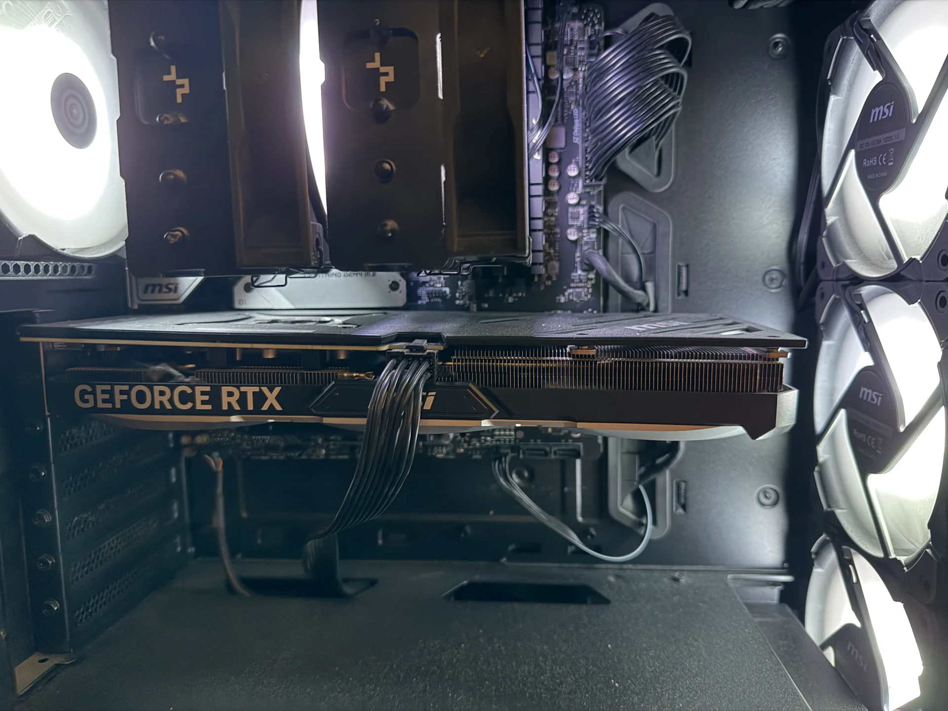 Видеокарта MSI GeForce RTX 4070 ventus 3X - миниатюра 3