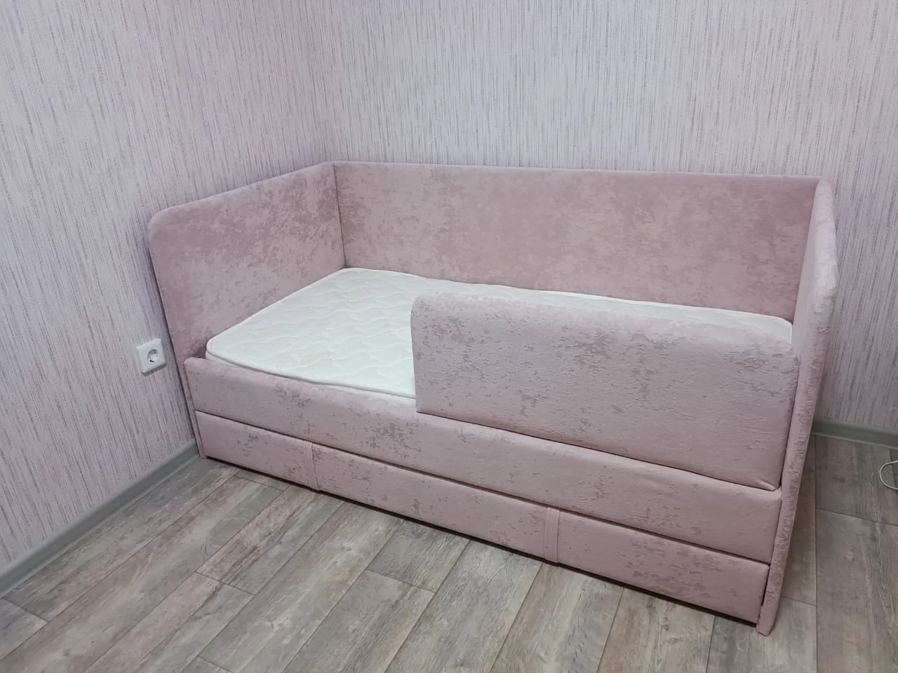 Детская кровать мягкая с бортом 80×160 - миниатюра 3