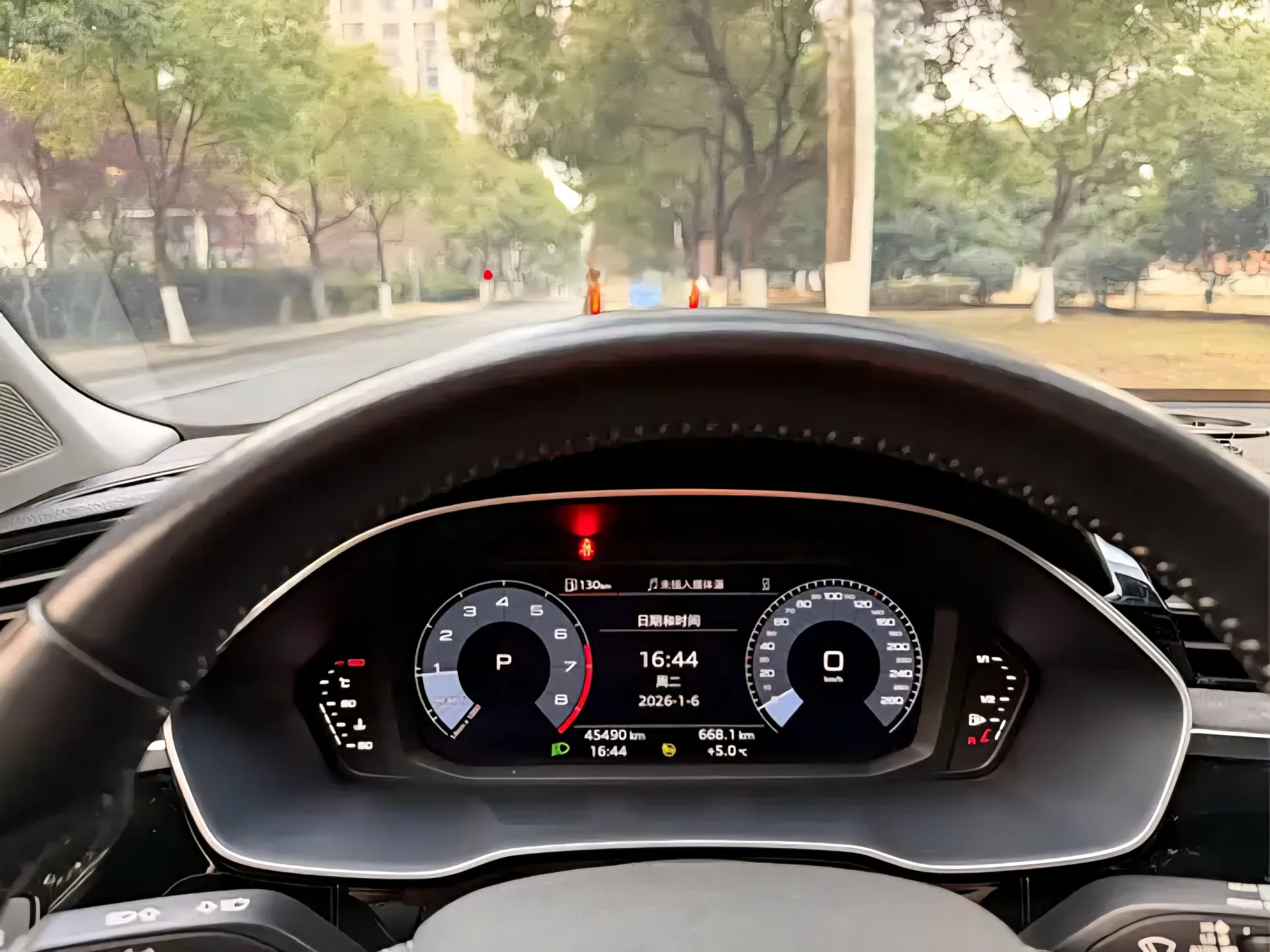 Audi Q3 - миниатюра 5