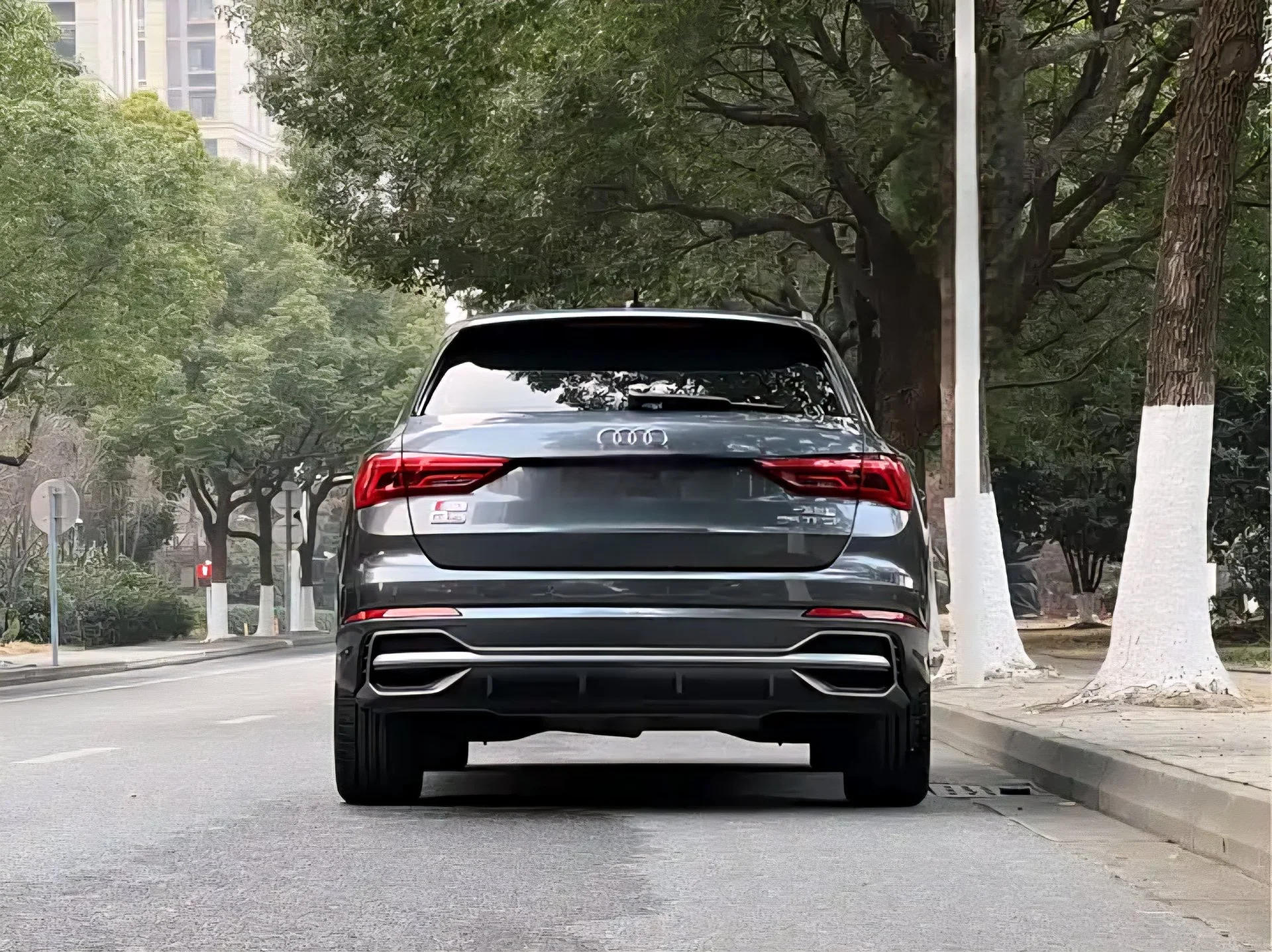 Audi Q3 - миниатюра 10