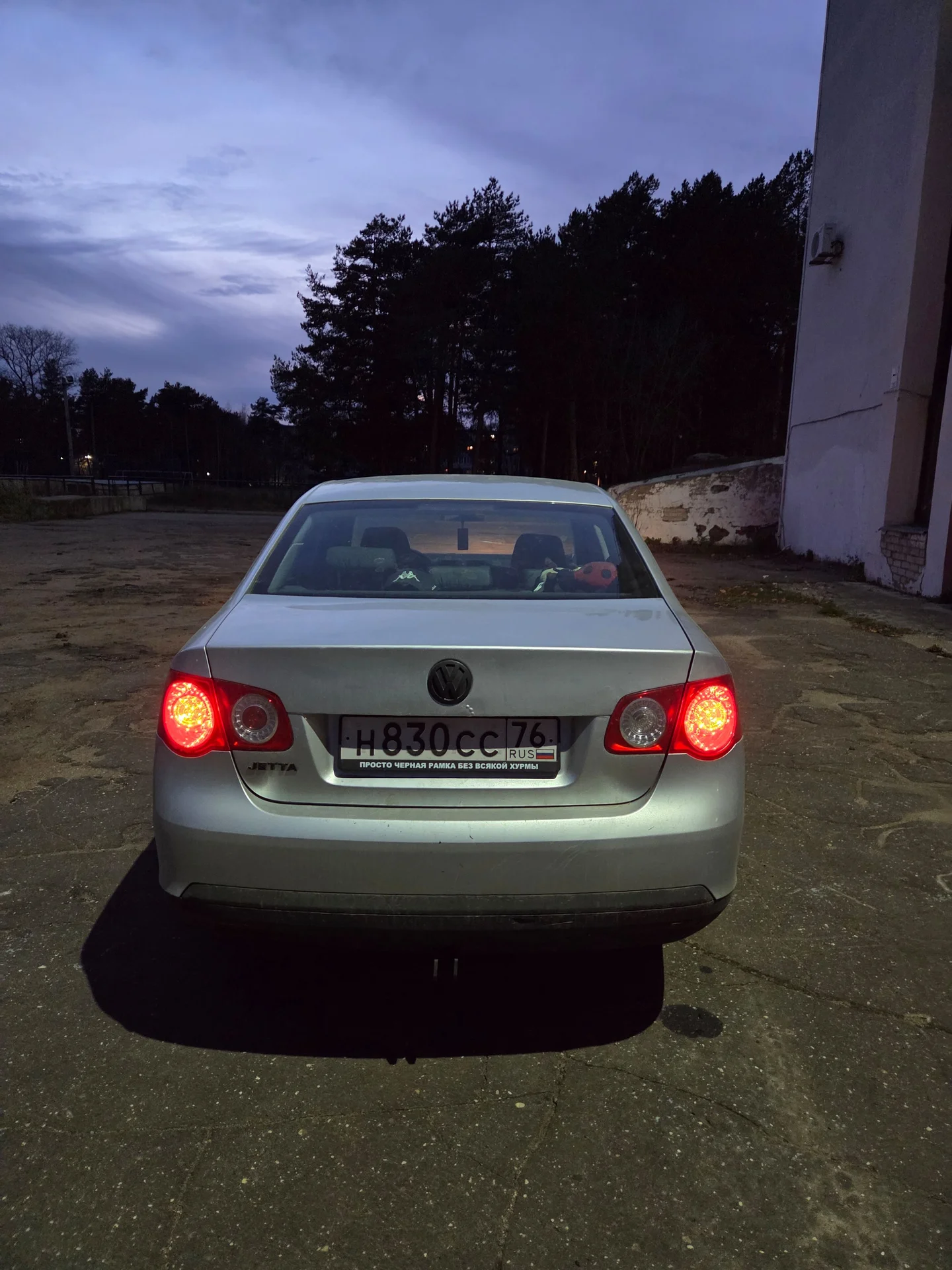 Volkswagen jetta 5 - миниатюра 5