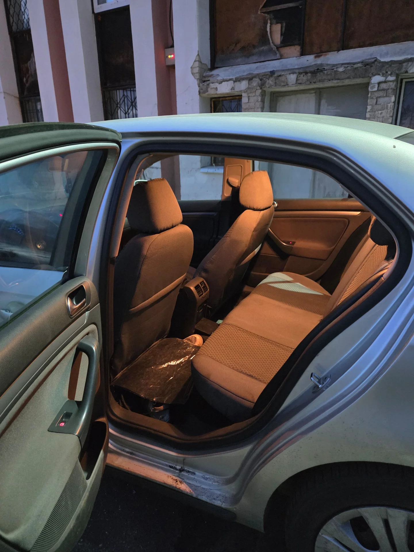 Volkswagen jetta 5 - миниатюра 12