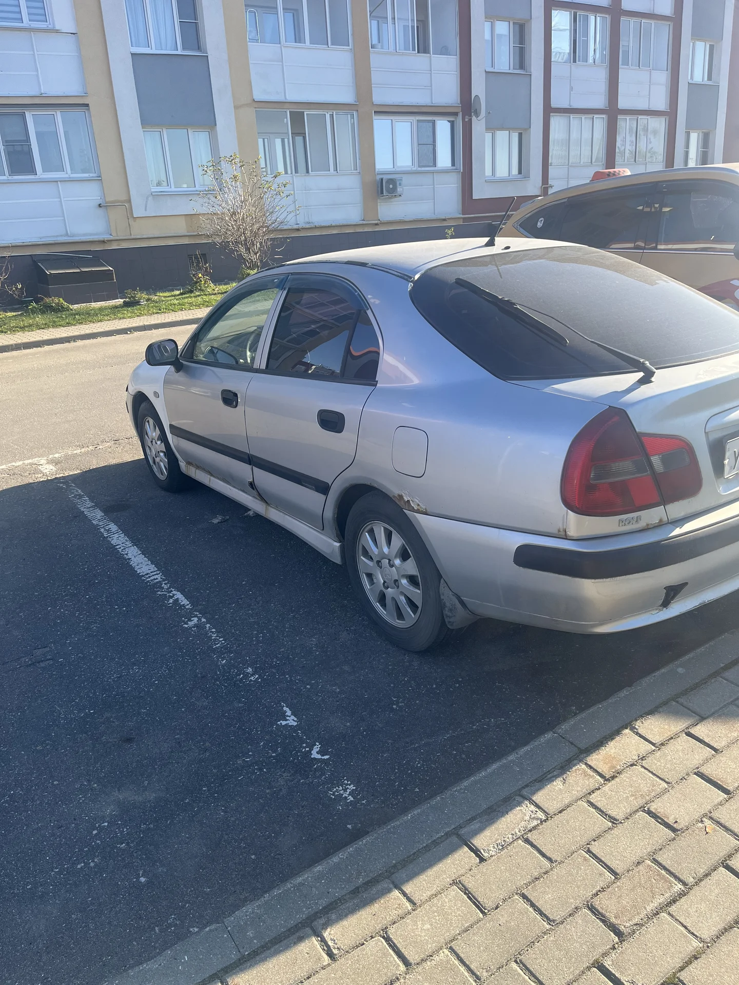 автомобиль - миниатюра 4