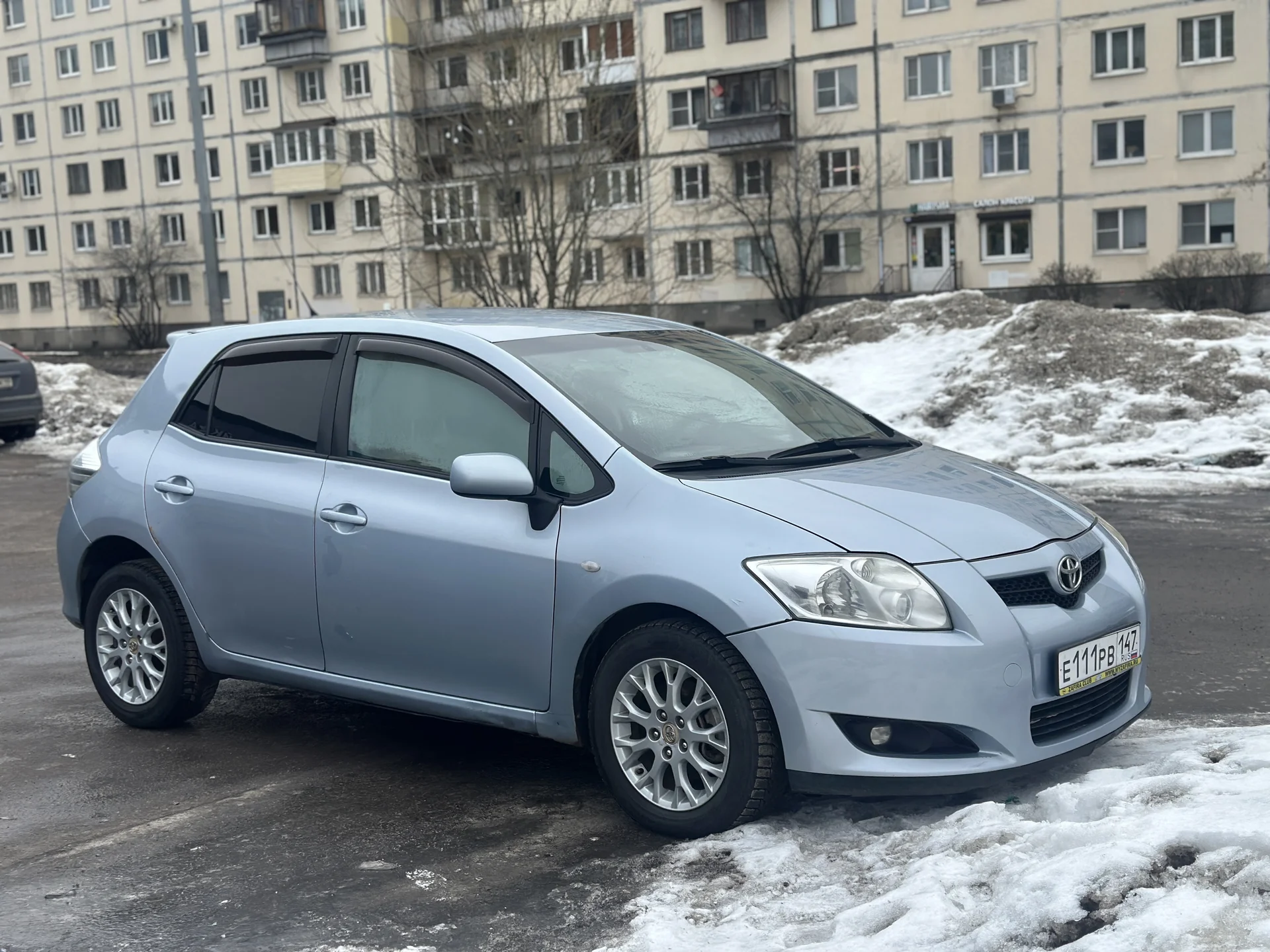 Toyota Auris дизель 2008 год - миниатюра 2