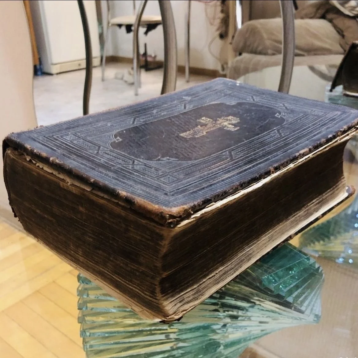 Библия 1900г., Книги священ. писания, старослав - миниатюра 2