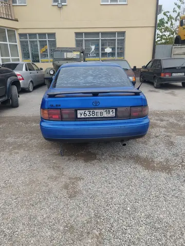Toyota camry 2.2 gl