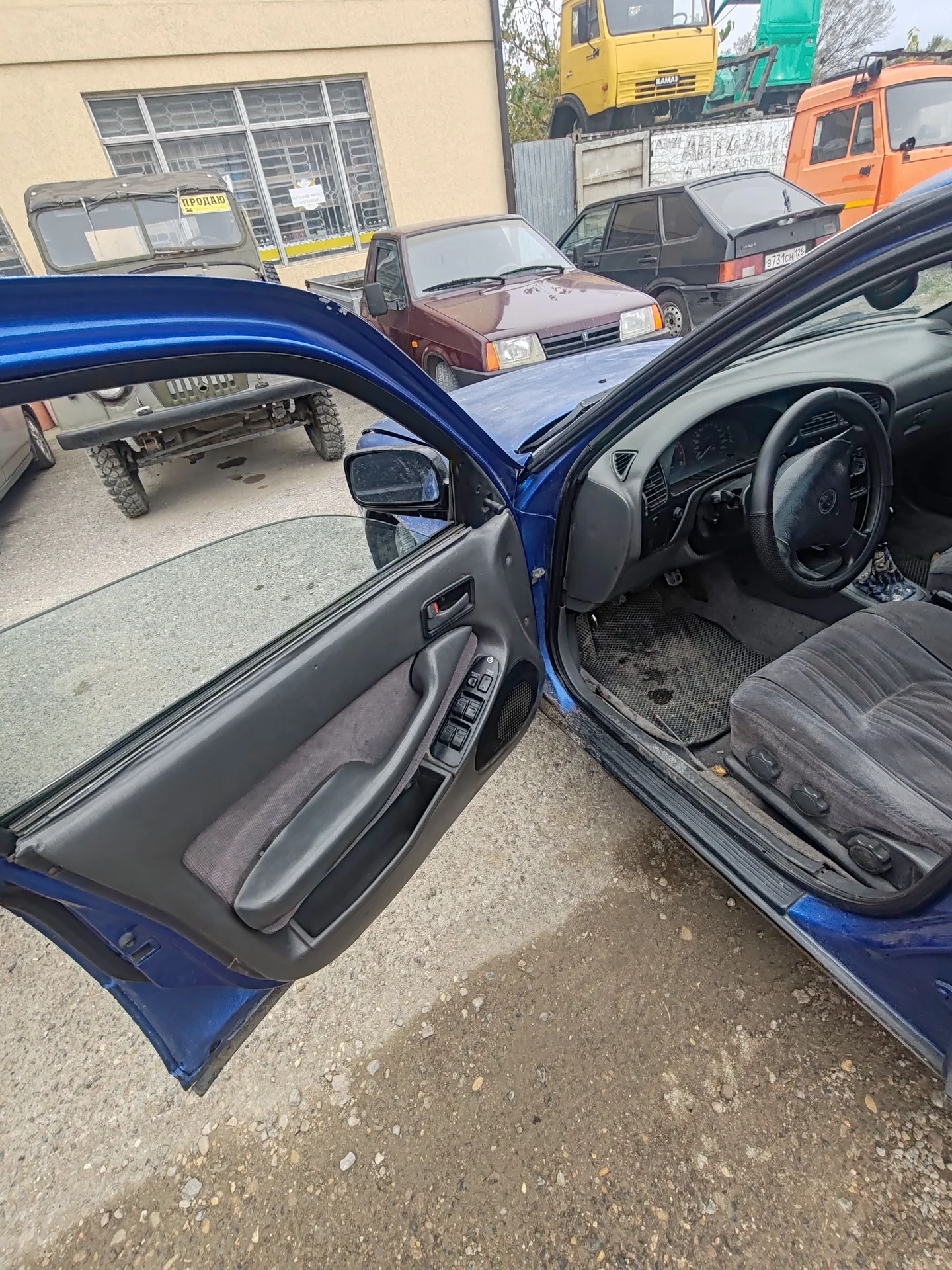 Toyota camry 2.2 gl - миниатюра 7