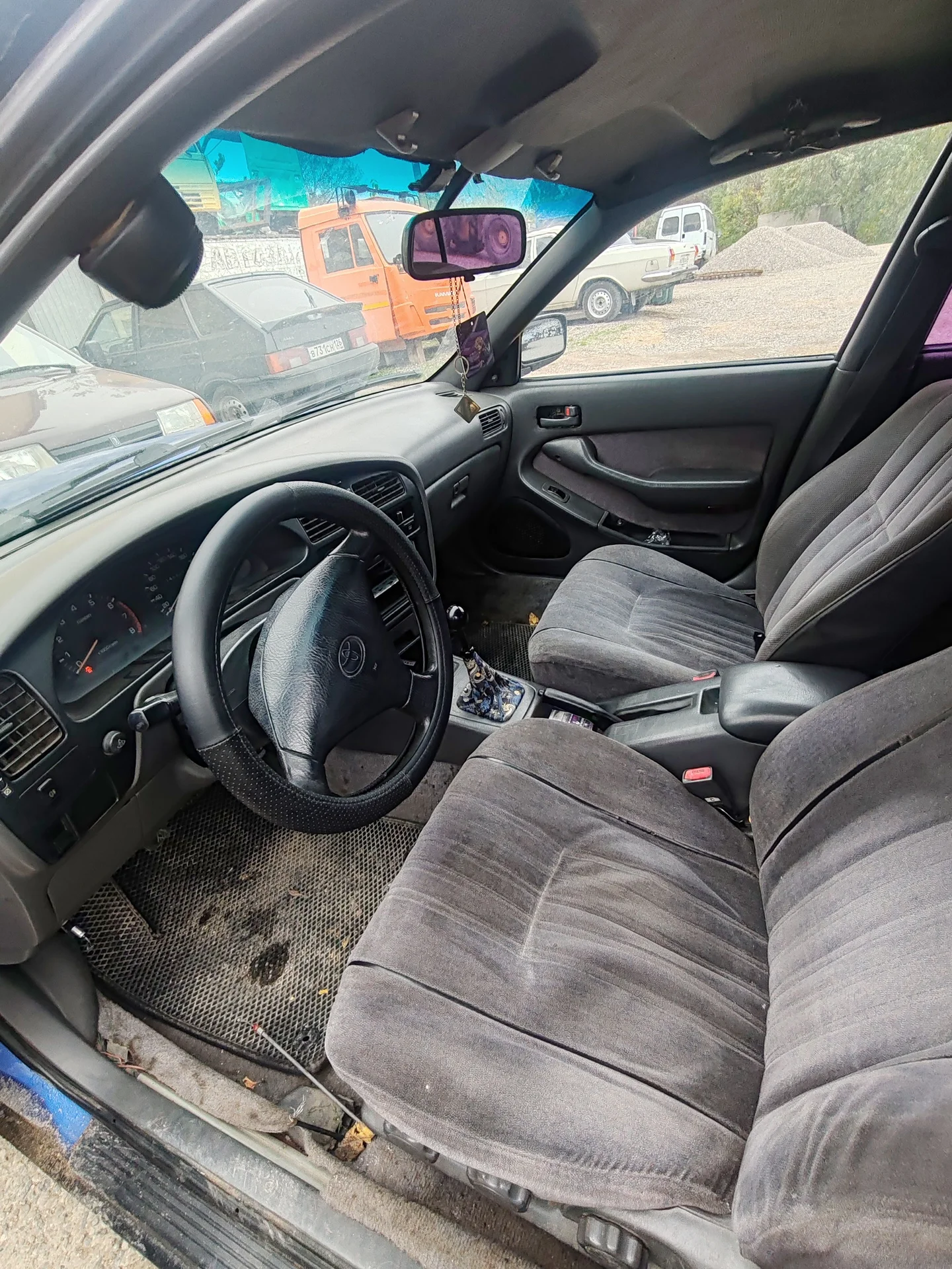Toyota camry 2.2 gl - миниатюра 8