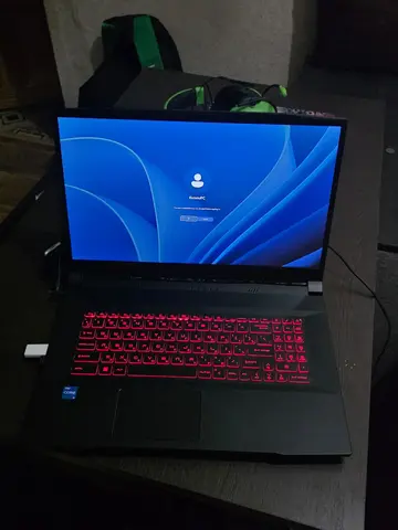 игровой ноутбук MSI katana gf76 RTX3050ti