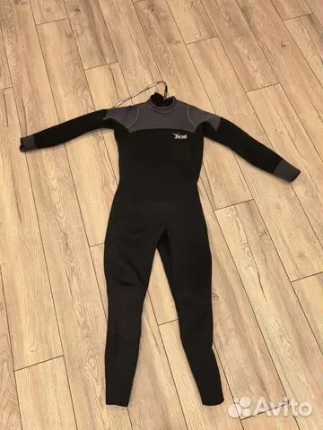 Гидрокостюм Decathlon мужской L - изображение 1