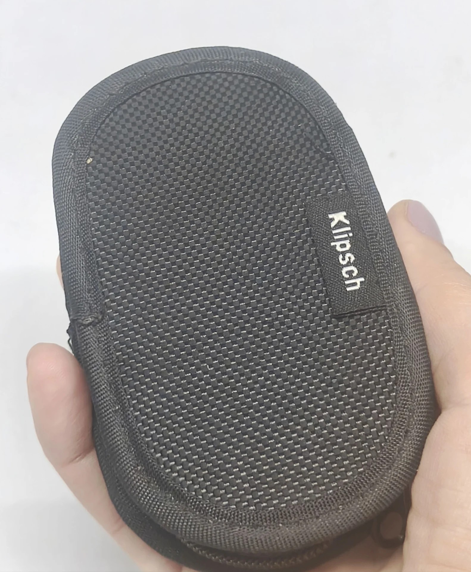 Чехол Klipsch для наушников, мундштуков и мелочей - изображение 1