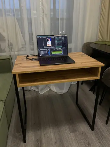 Стол компактный