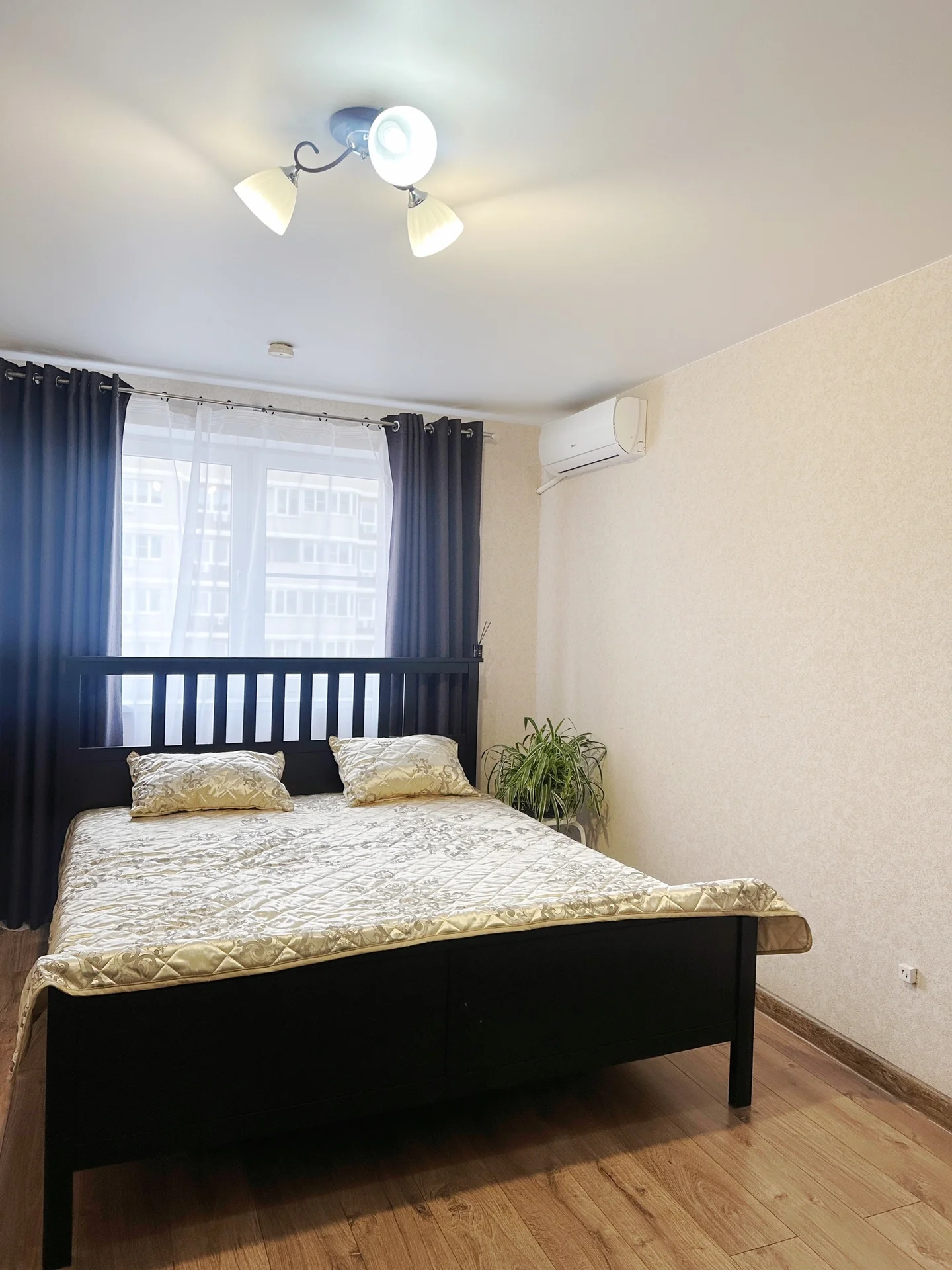 Продаю 3к.кв. 74м2 с ремонтом и мебелью - миниатюра 6