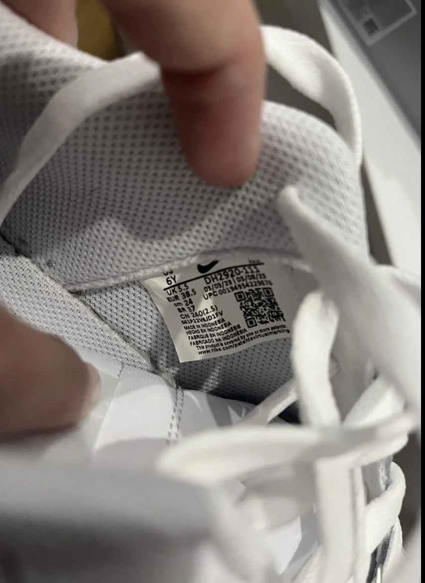 Nike Air Force 1 - миниатюра 2