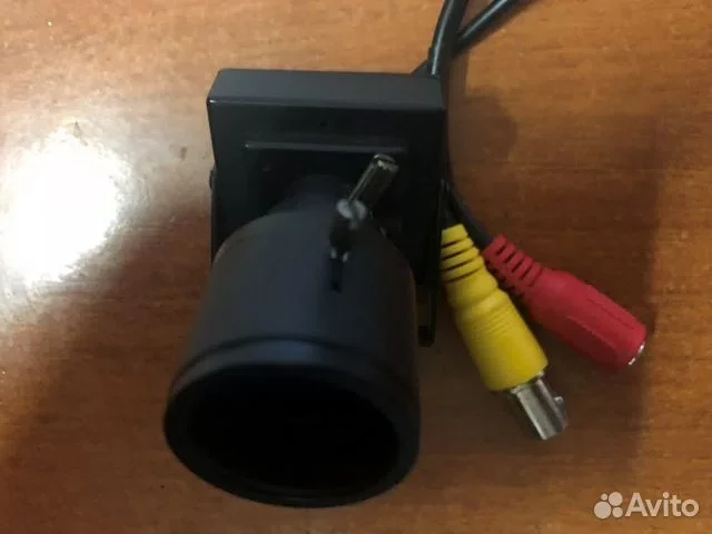 Автомобильная металлическая мини-аналоговая камера - миниатюра 6