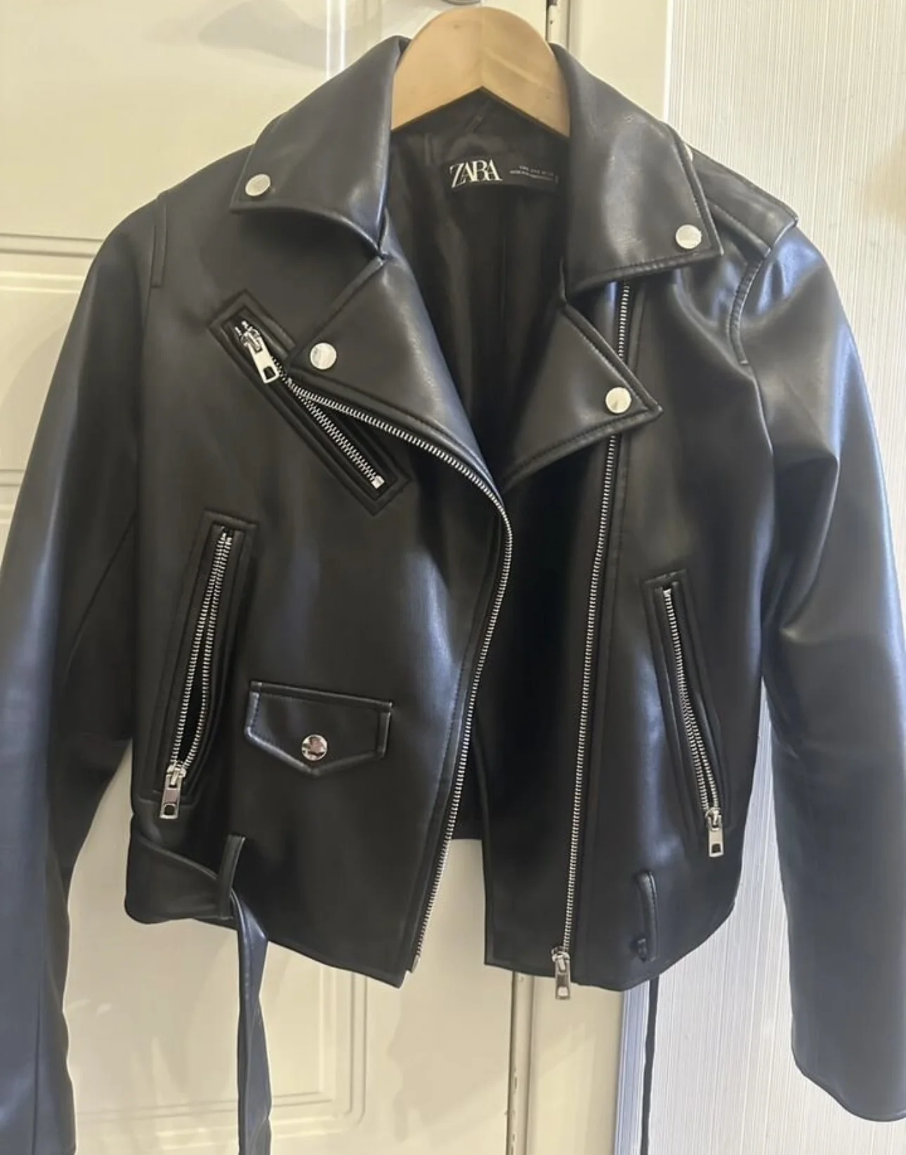 Кожаная куртка Zara - изображение 1