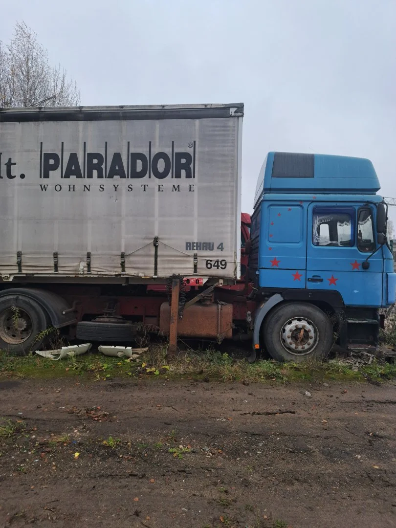 Бортовой грузовик MAN F 2000 1989 - миниатюра 4