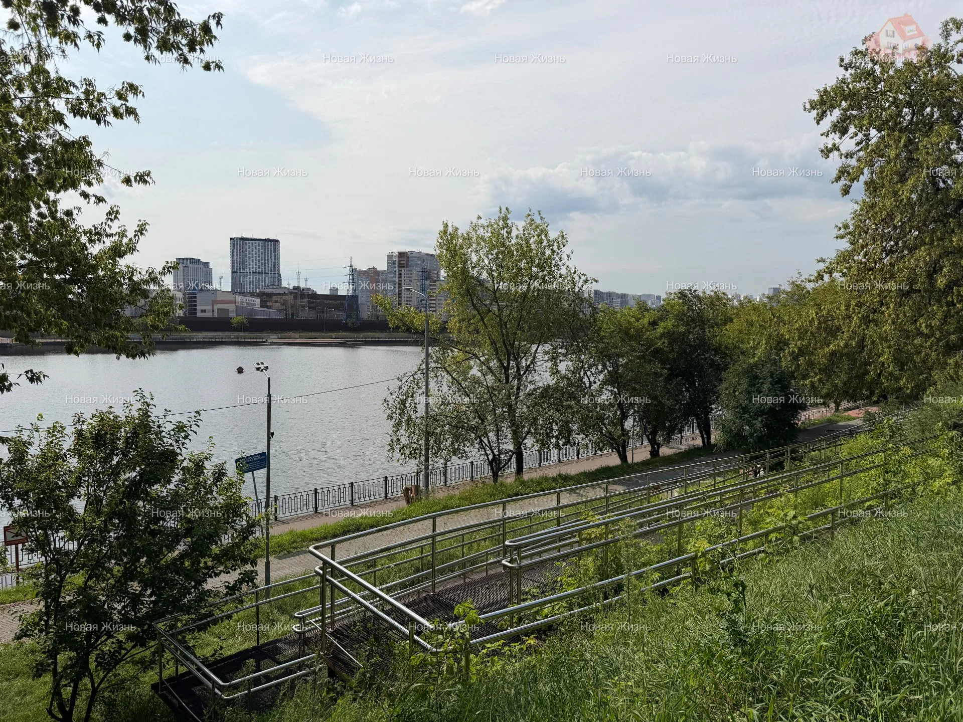 1к квартира Трофимова 8а - миниатюра 23