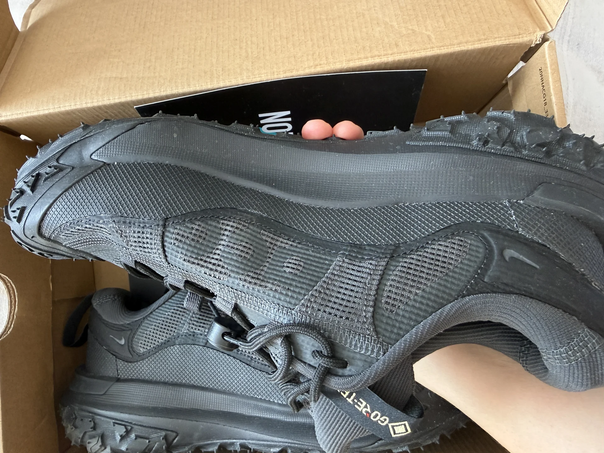Кроссовки nike gore tex - миниатюра 3