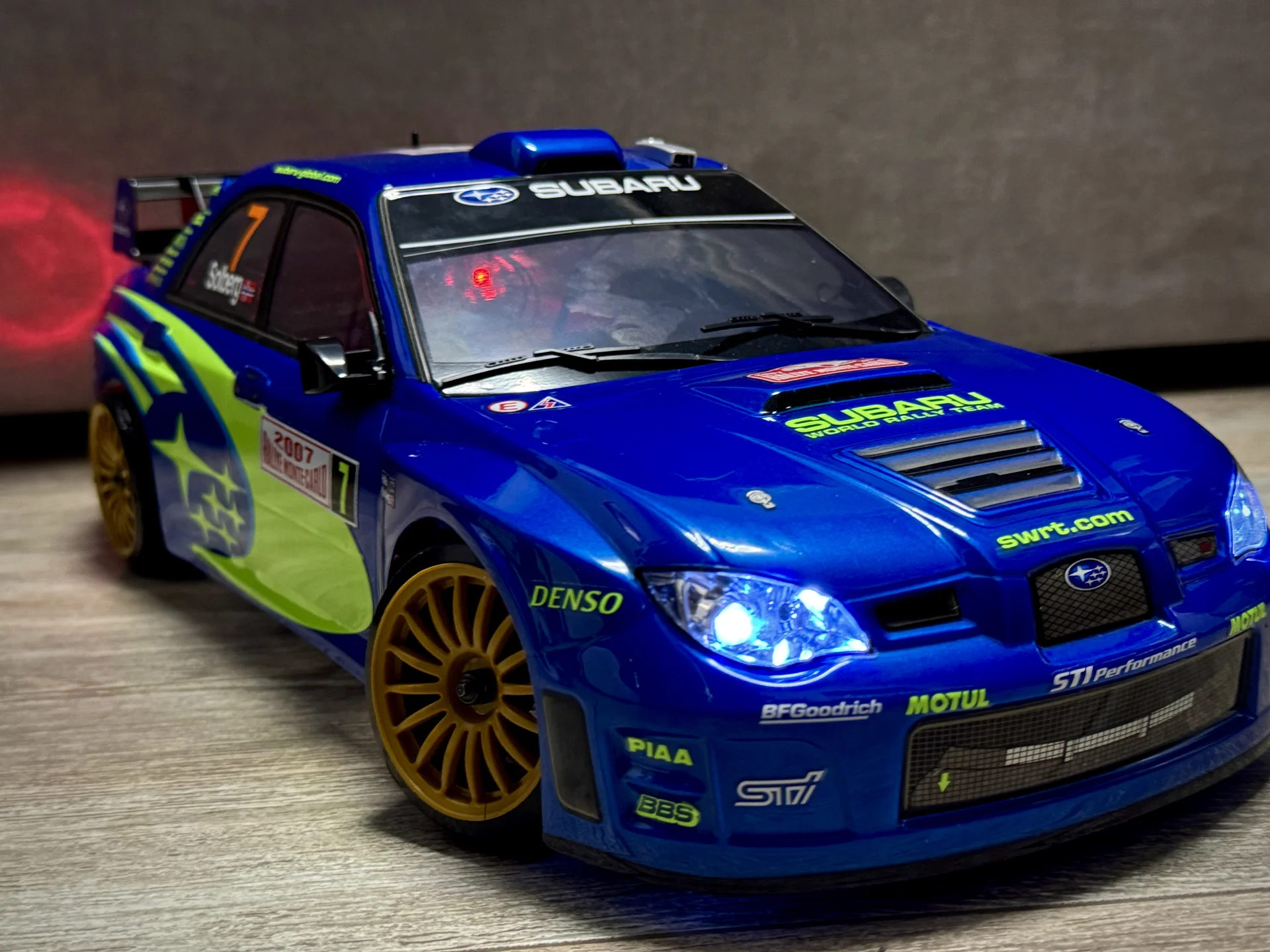 Радио управляемая модель Rc drift 1/10 - миниатюра 2