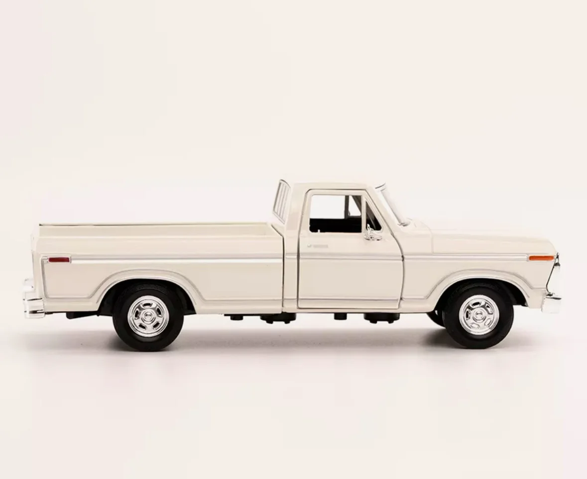 Модель автомобиля 1/24 FORD F150 custom - миниатюра 4