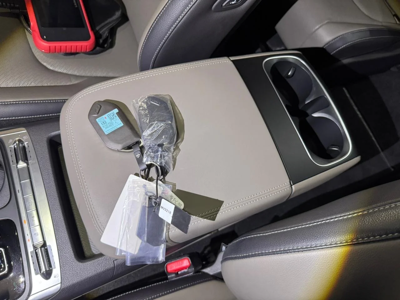 KIA Karnival 1.6 hybrid (180hp) - миниатюра 13