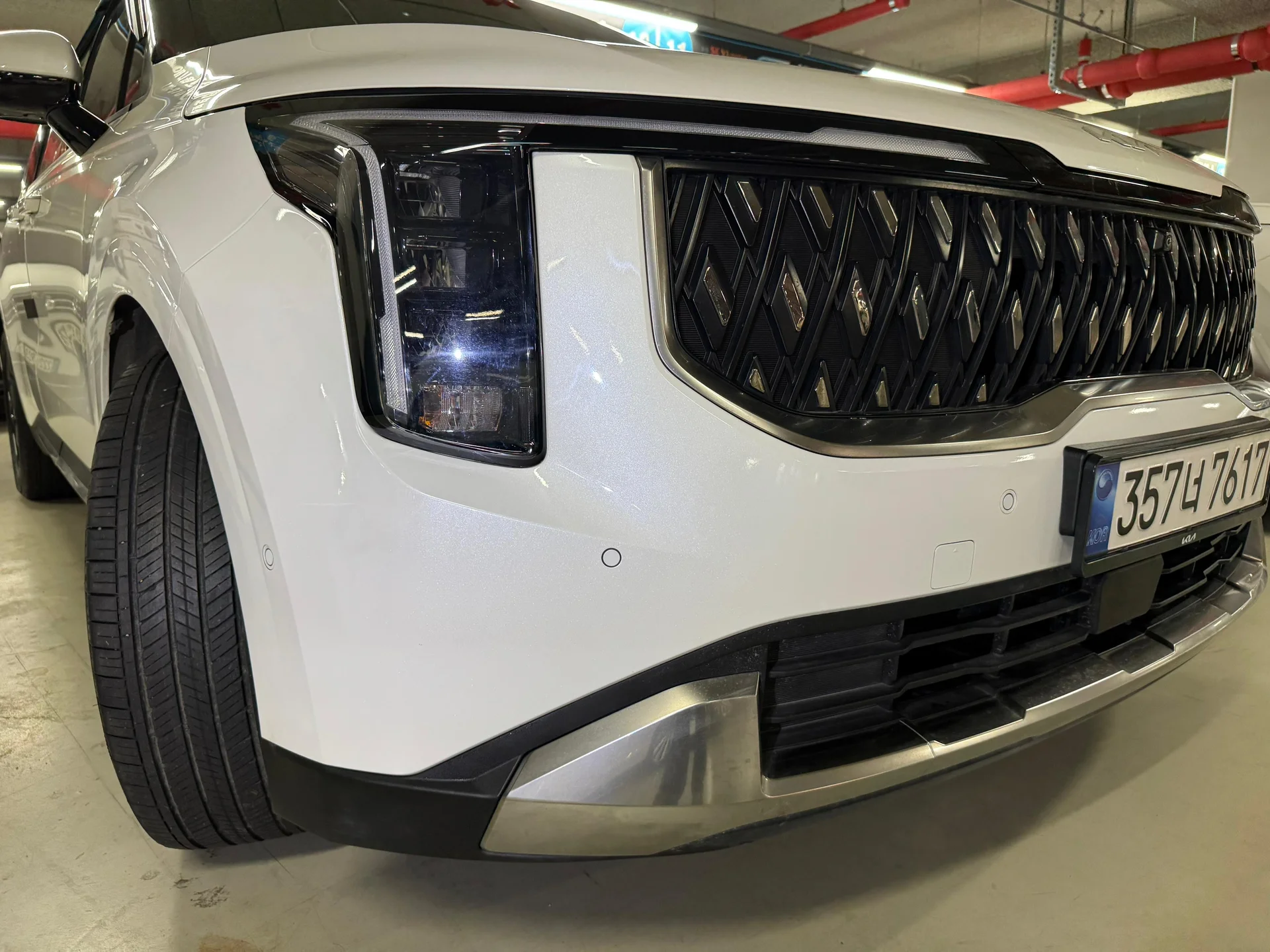 Kia Karnival 2.2d 2024 7 мест, с люками. - миниатюра 3