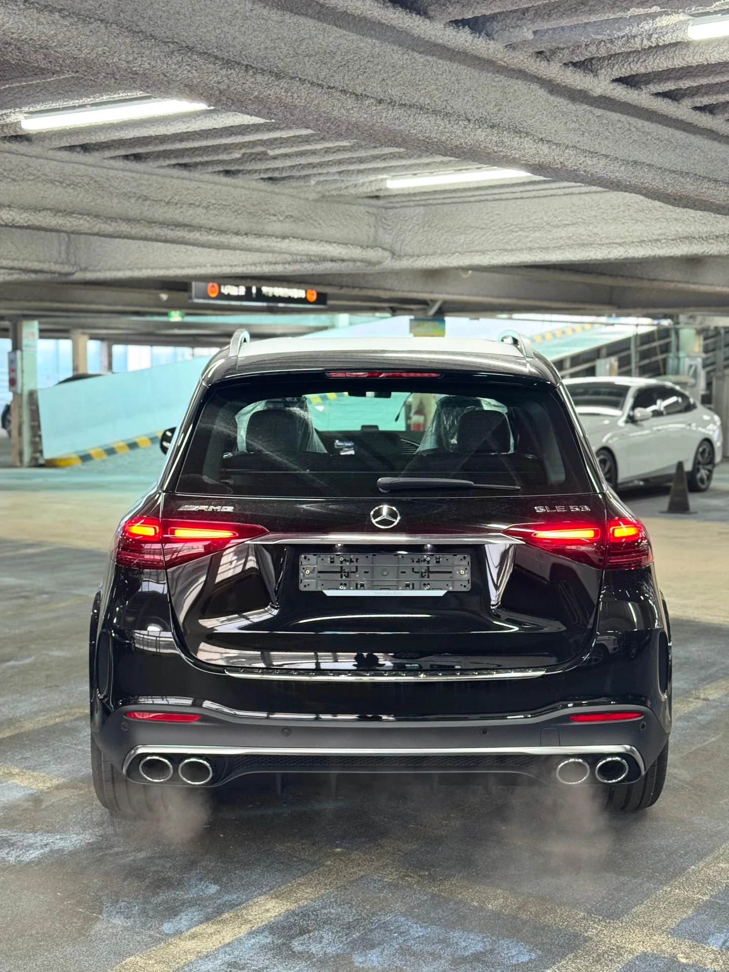 Mercedes-Benz GLE53 AMG - миниатюра 6