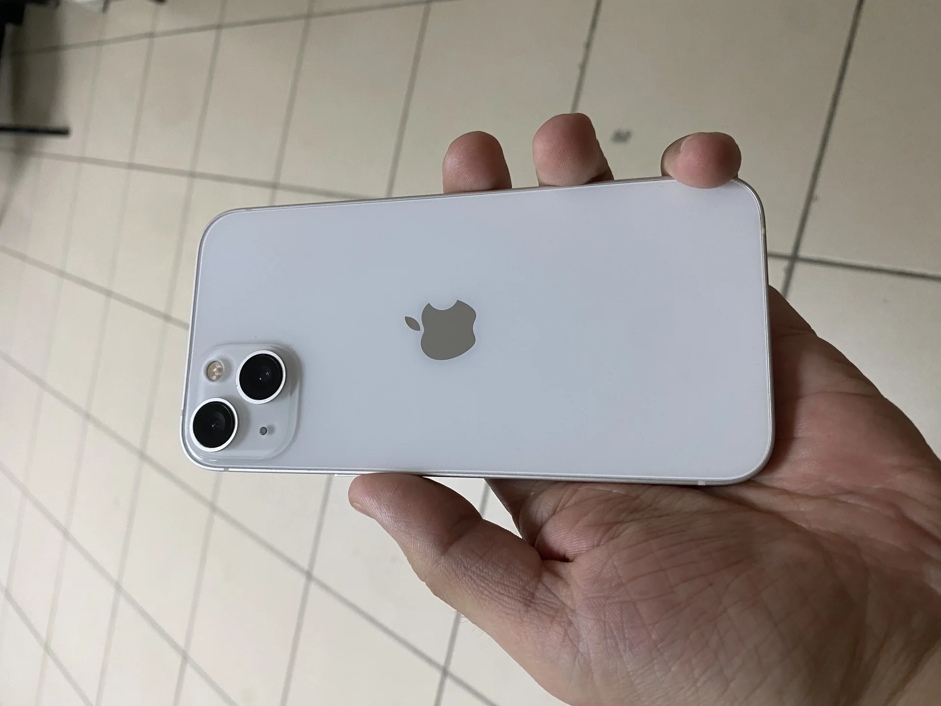iPhone 13 - изображение 1