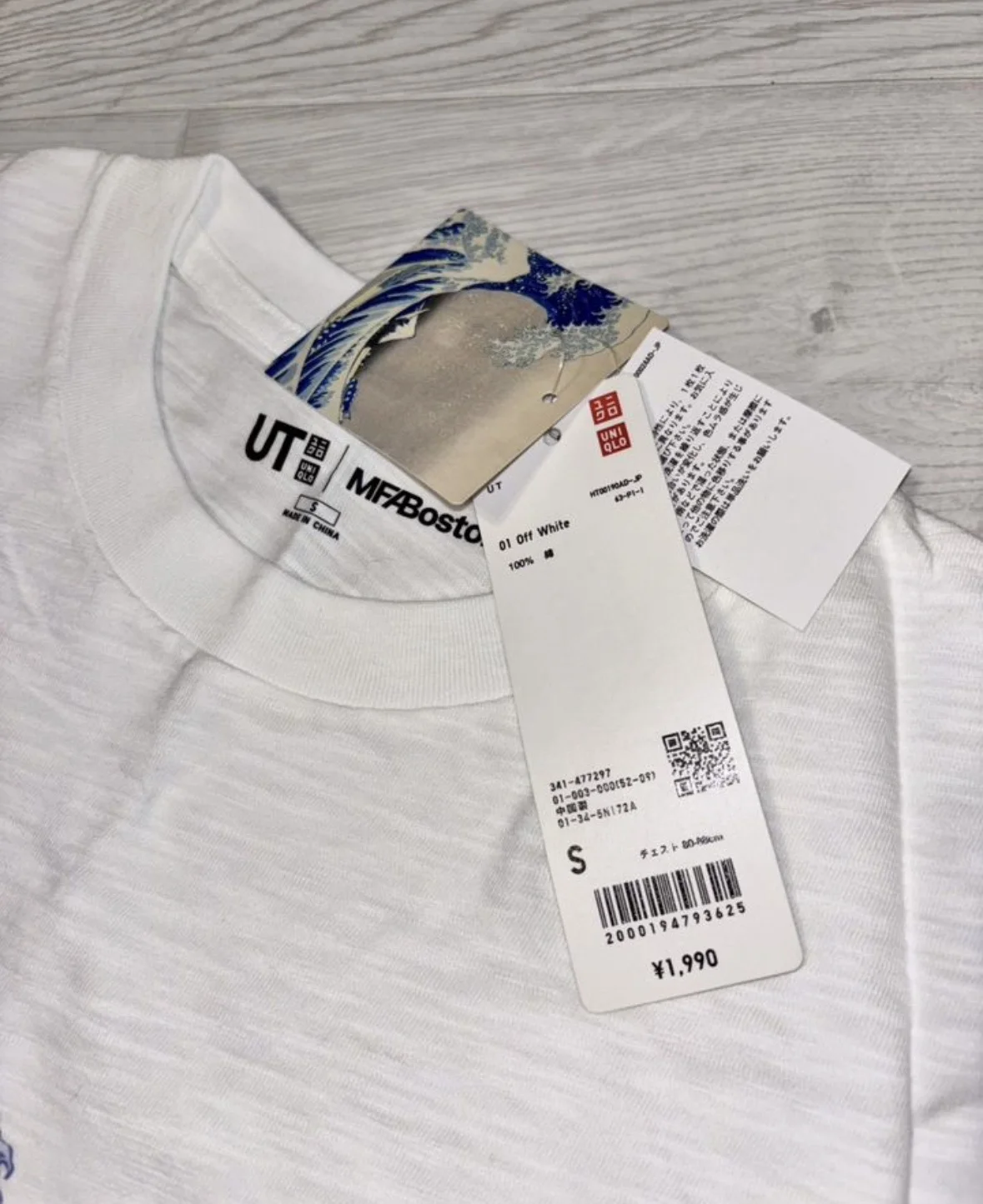 Футболка Uniqlo из Японии новая - миниатюра 3
