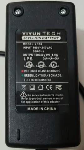 Зарядное устройство 42V 1.0A